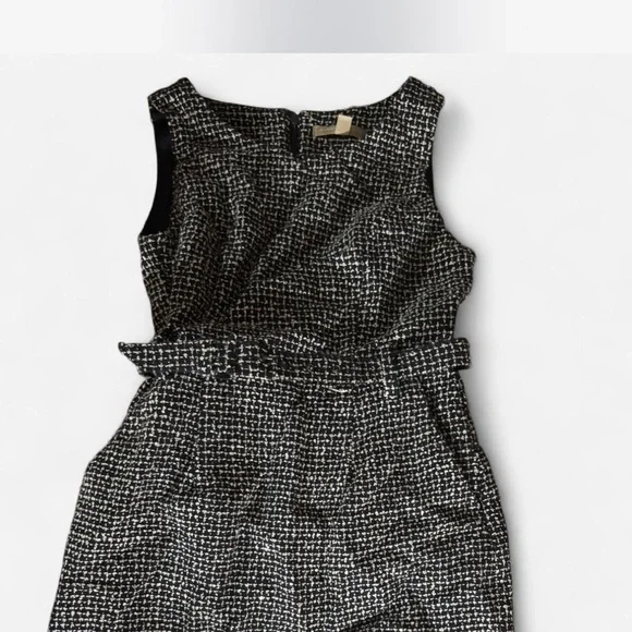 Banana Republic Navy and White dress - Picture 2 of 3